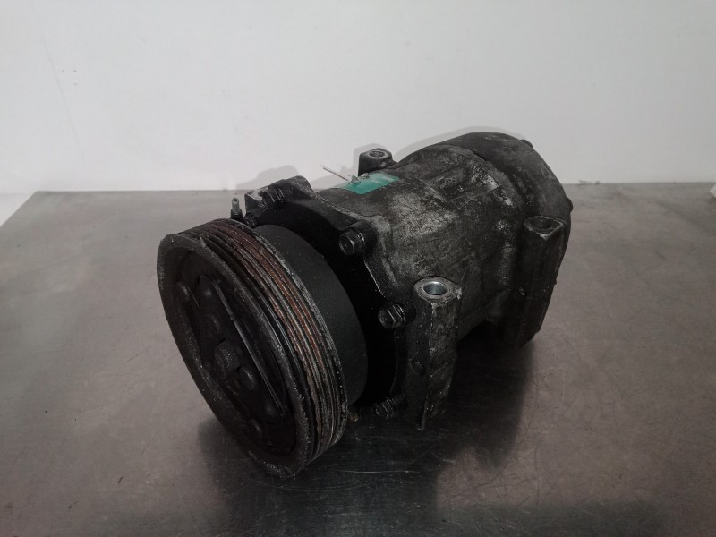 Recambio de compresor aire acondicionado para renault laguna grandtour (k56) referencia OEM IAM 8075-7700111036 SANDEN SD7H15