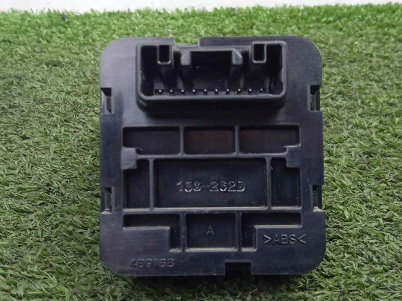 Recambio de mando airbag para toyota auris 1.4 turbodiesel cat referencia OEM IAM 8395002190 INDICADOR 