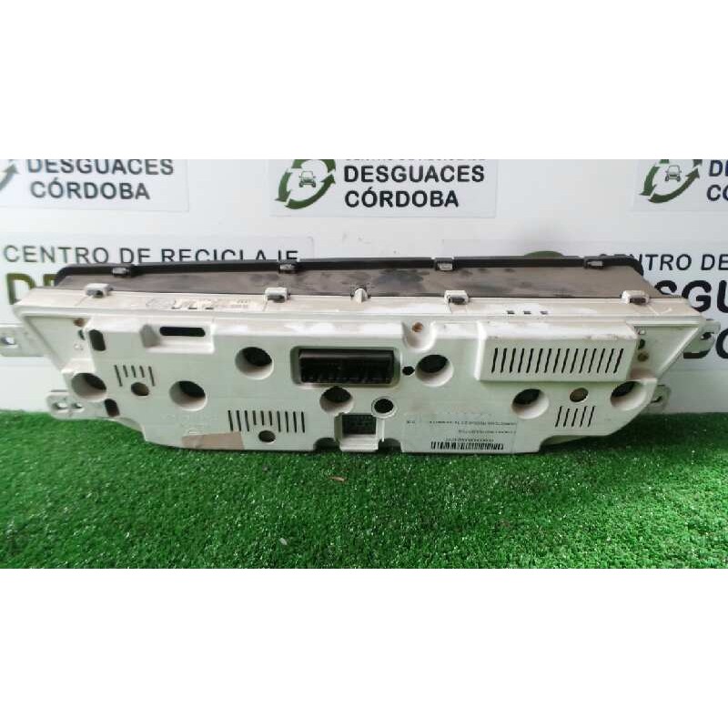 Recambio de cuadro instrumentos para ssangyong rodius 2.7 turbodiesel cat referencia OEM IAM 8020021050-200487400S  