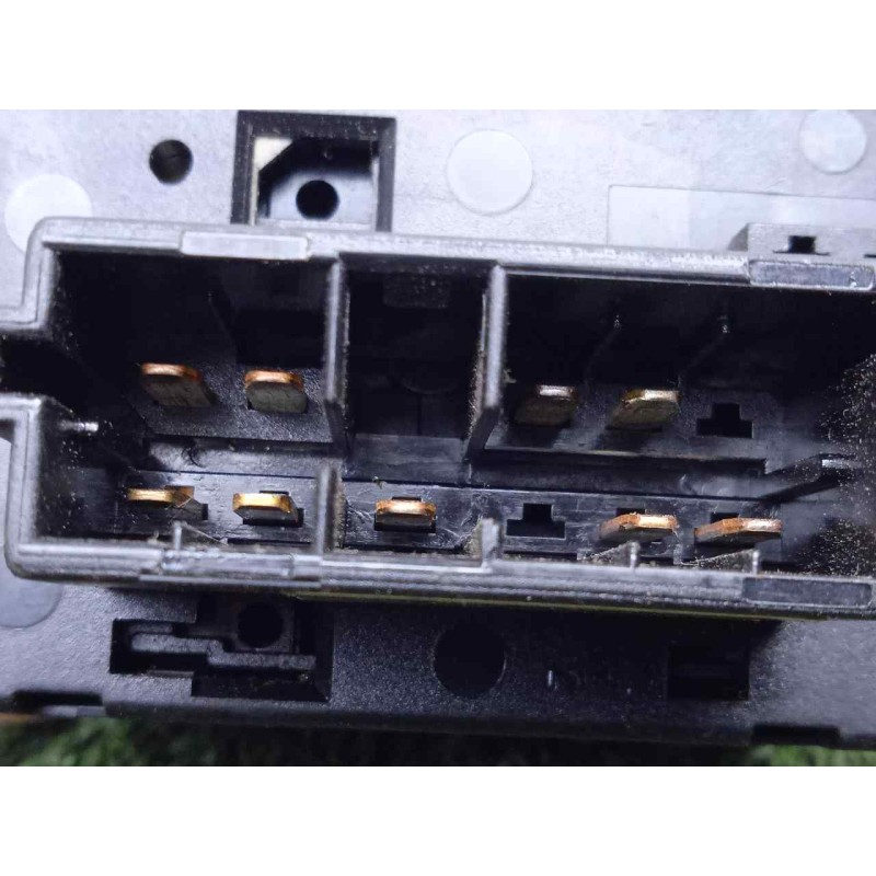 Recambio de mando limpia para peugeot 206 berlina 1.9 diesel referencia OEM IAM 96049597ZL  LIMPIA TRASERO