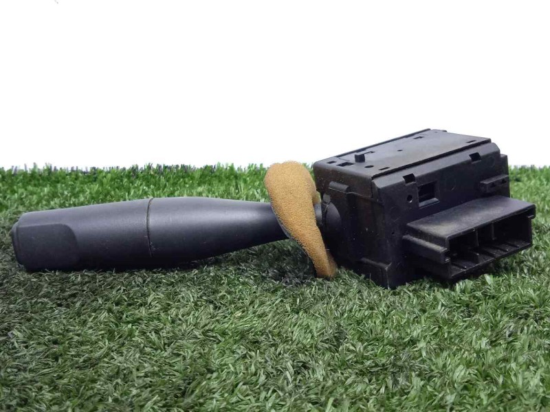 Recambio de mando limpia para peugeot 206 berlina 1.9 diesel referencia OEM IAM 96049597ZL  LIMPIA TRASERO