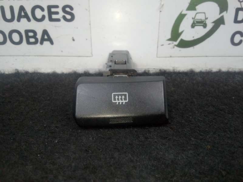 Recambio de boton luneta termica para ssangyong rodius 2.7 turbodiesel cat referencia OEM IAM  6.PINES 