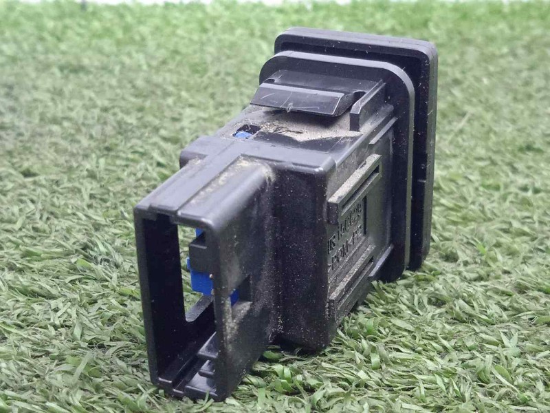 Recambio de mando esp para toyota auris 1.4 turbodiesel cat referencia OEM IAM 8498802040  