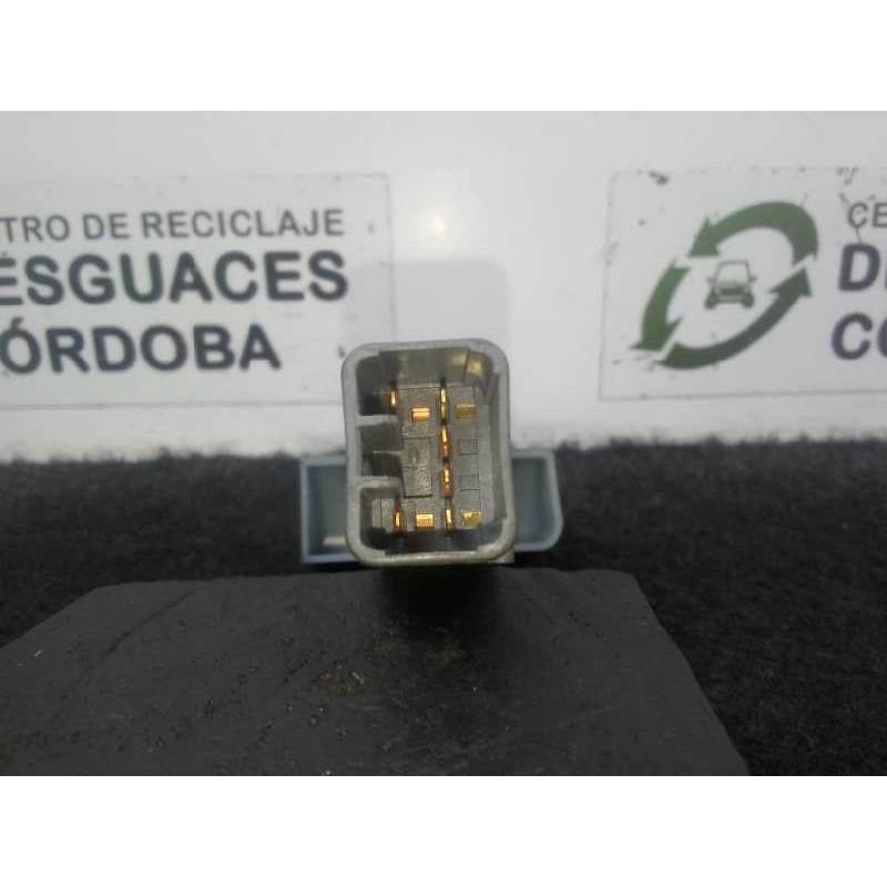 Recambio de boton luneta termica para ssangyong rodius 2.7 turbodiesel cat referencia OEM IAM  6.PINES 
