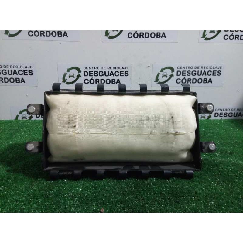 Recambio de airbag delantero derecho para kia carens (un) 2.0 turbodiesel cat referencia OEM IAM 845301D200WK-1D84591040WK  