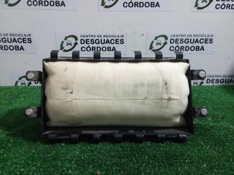 Recambio de airbag delantero derecho para kia carens (un) 2.0 turbodiesel cat referencia OEM IAM 845301D200WK-1D84591040WK  