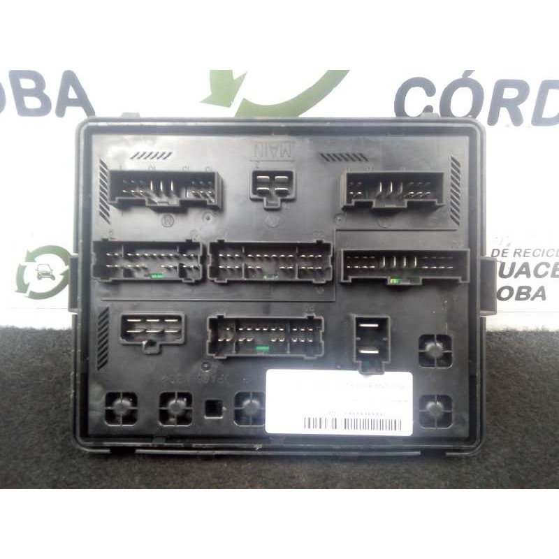Recambio de caja reles / fusibles para ssangyong rodius 2.7 turbodiesel cat referencia OEM IAM A100DSL-05C04D  