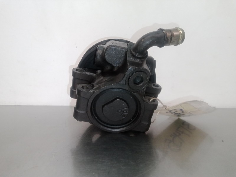 Recambio de bomba direccion para ford focus berlina (cak) 1.8 tdci cat referencia OEM IAM 3AD1503  