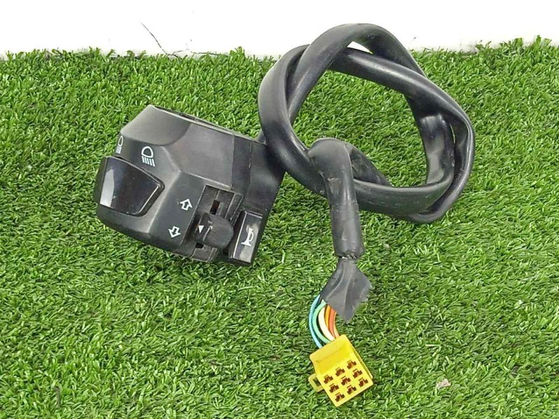 Recambio de mando luces para hyosung st 700i referencia OEM IAM 37400H99D00 MANDOS.IZQUIERDOS 