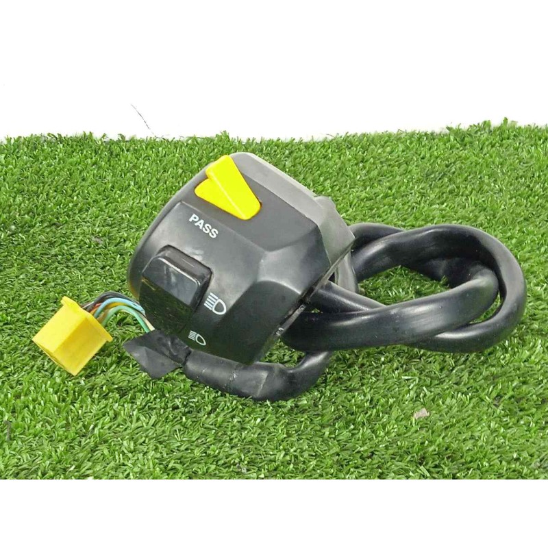 Recambio de mando luces para hyosung st 700i referencia OEM IAM 37400H99D00 MANDOS.IZQUIERDOS 