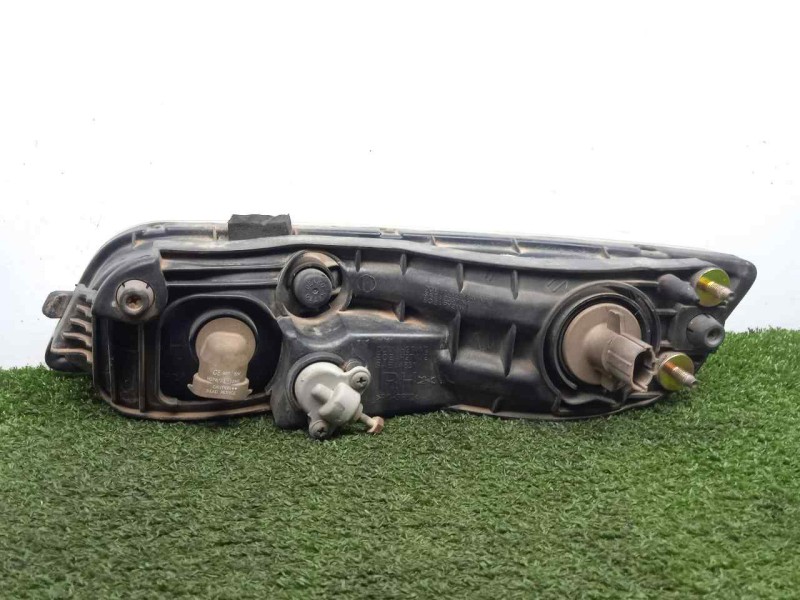 Recambio de faro antiniebla derecho para ssangyong rexton 2.7 turbodiesel cat referencia OEM IAM  03/06 