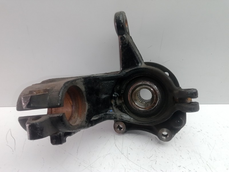 Recambio de mangueta delantera derecha para citroën c-elysée 1.6 blue-hdi fap referencia OEM IAM P61  