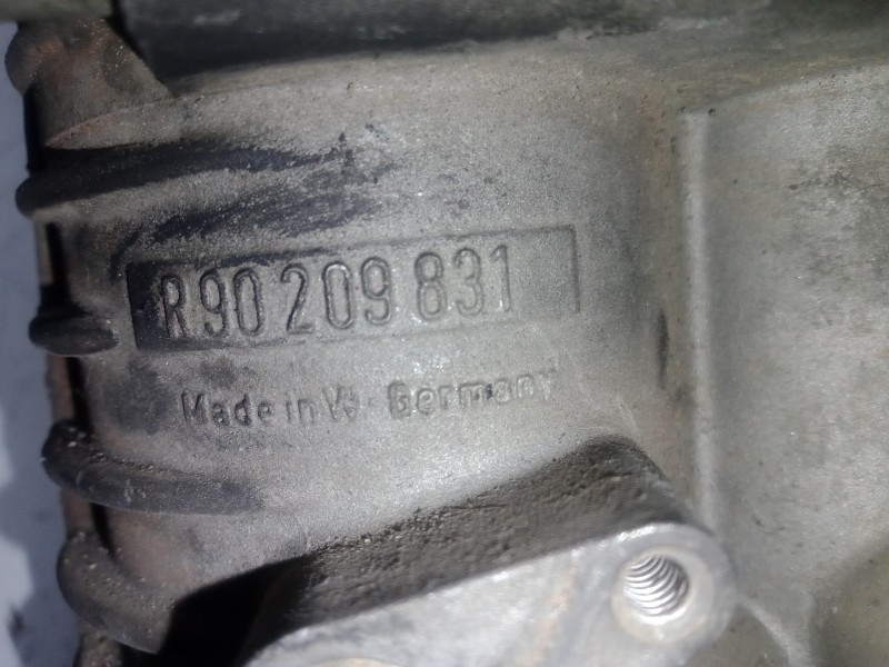 Recambio de caja mariposa para opel kadett e 1.8 referencia OEM IAM R90209831  