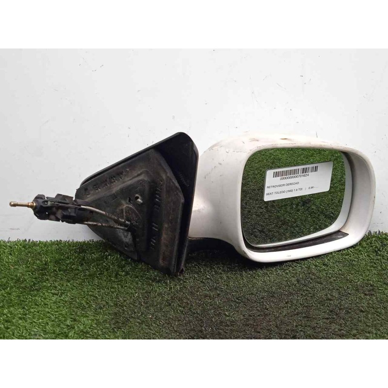 Recambio de retrovisor derecho para seat toledo (1m2) 1.9 tdi referencia OEM IAM SINREFERENCIA MANUAL BLANCO