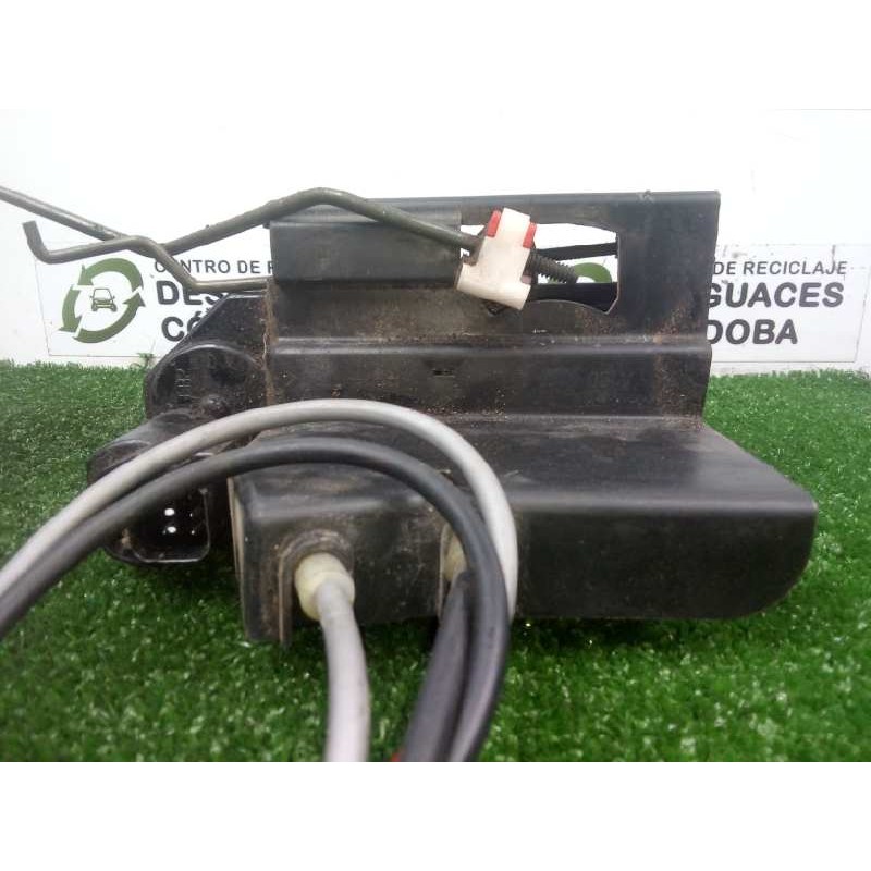 Recambio de cerradura puerta delantera izquierda para ssangyong rodius 2.7 turbodiesel cat referencia OEM IAM  5.PINES 