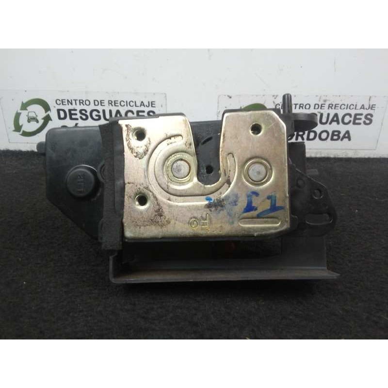 Recambio de cerradura puerta trasera izquierda para ssangyong rodius 2.7 turbodiesel cat referencia OEM IAM  5.PINES 