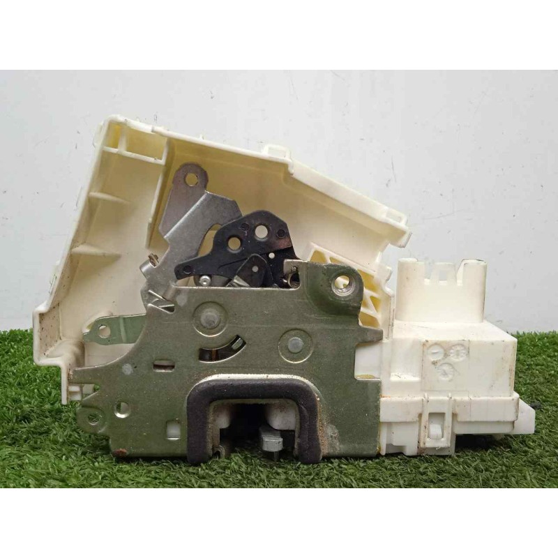 Recambio de cerradura puerta delantera derecha para mercedes-benz clase r (w251) 3.0 cdi cat referencia OEM IAM 1697202835-A1697