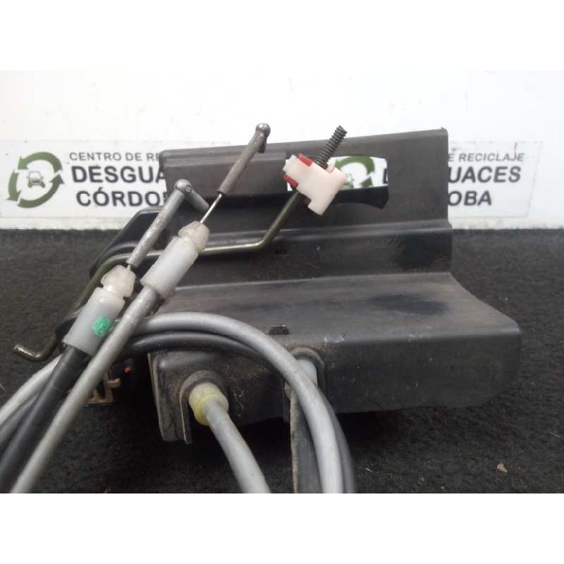 Recambio de cerradura puerta trasera izquierda para ssangyong rodius 2.7 turbodiesel cat referencia OEM IAM  5.PINES 