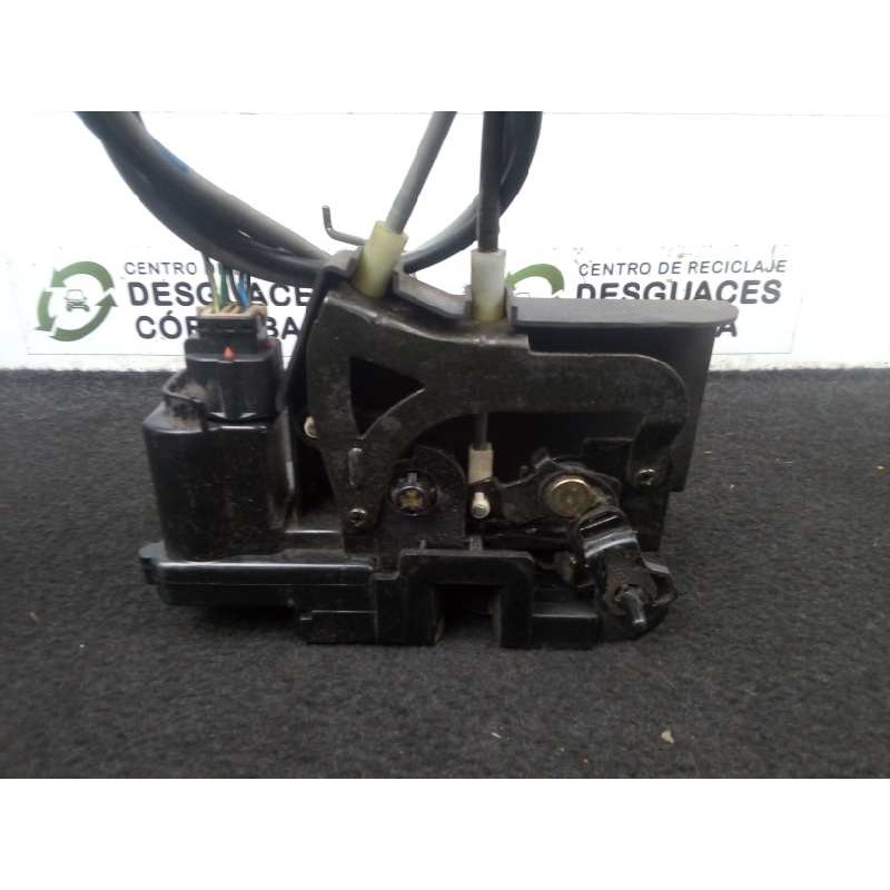Recambio de cerradura puerta trasera izquierda para ssangyong rodius 2.7 turbodiesel cat referencia OEM IAM  5.PINES 