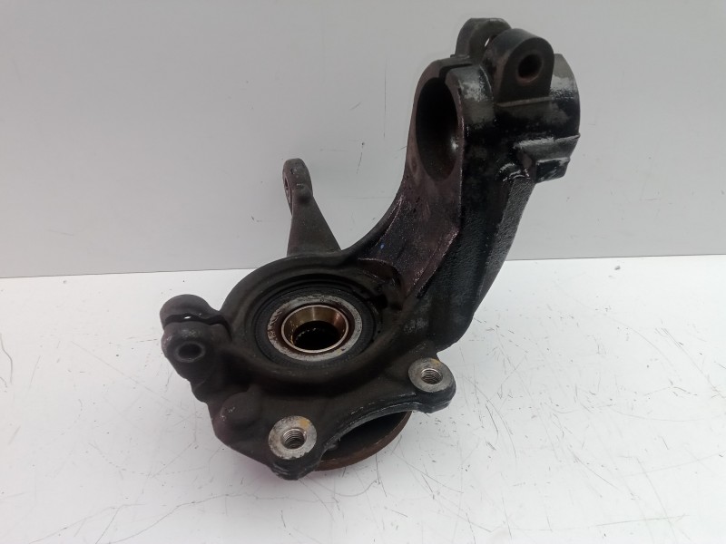 Recambio de mangueta delantera izquierda para citroën c-elysée 1.6 blue-hdi fap referencia OEM IAM P60  