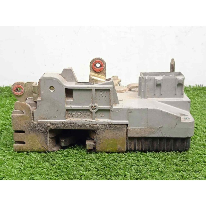 Recambio de cerradura puerta delantera derecha para peugeot 806 1.9 turbodiesel cat referencia OEM IAM SINREFERENCIA 9.PINES 