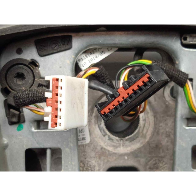 Recambio de volante para opel mokka 1.7 16v cdti referencia OEM IAM 13473053 CUERO 