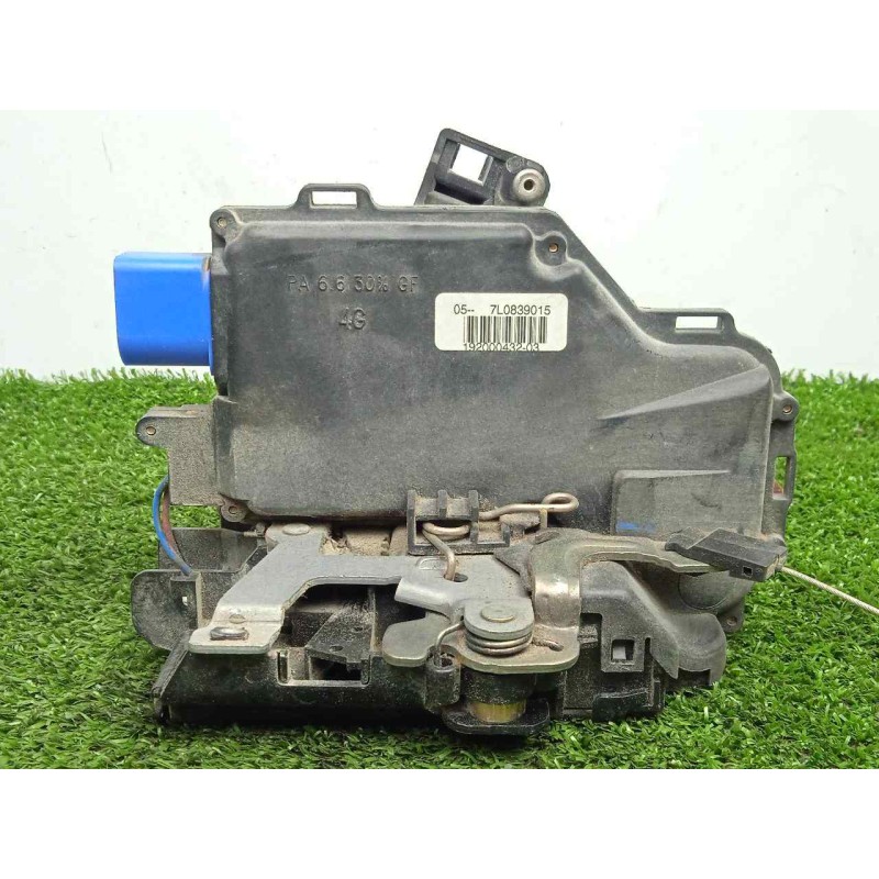 Recambio de cerradura puerta trasera izquierda para seat altea (5p1) 2.0 tdi referencia OEM IAM 7L0839015  7.PINES