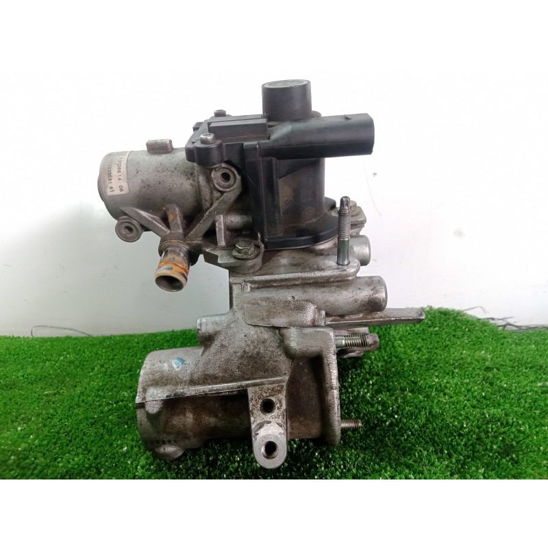 Recambio de valvula egr para dacia duster 1.5 dci diesel fap cat referencia OEM IAM 7003681406  