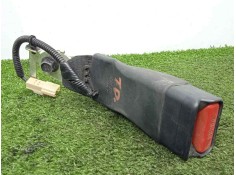 Recambio de enganche cinturon trasero derecho para toyota auris 1.4 turbodiesel cat referencia OEM IAM 7338002080C0 2.PINES 