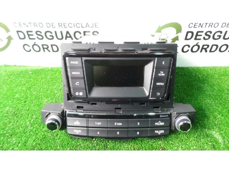 Recambio de sistema audio / radio cd para hyundai tucson referencia OEM IAM 96170D70104X  