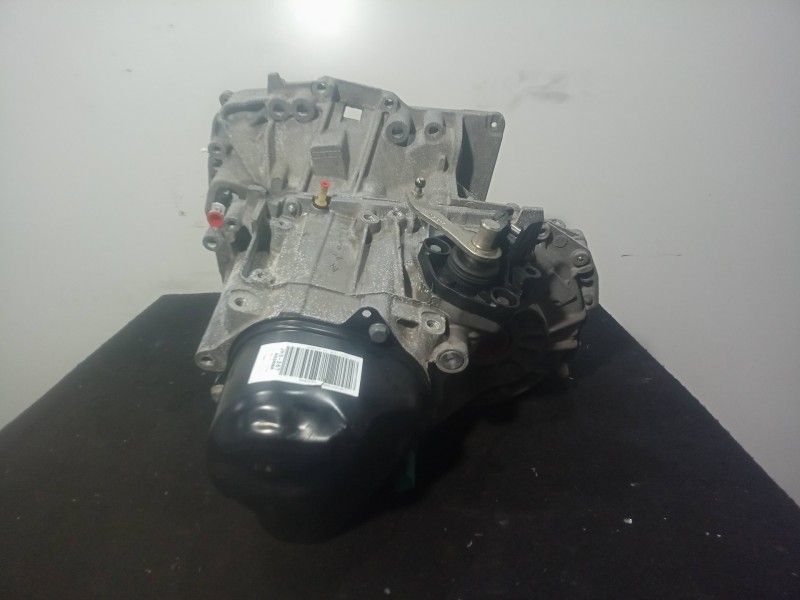 Recambio de caja cambios para renault clio iv 1.2 16v referencia OEM IAM JH3367 CON.TARA 5 VEL
