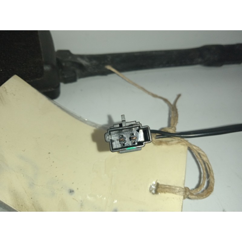 Recambio de enganche cinturon delantero izquierdo para opel astra k lim. 5türig selective referencia OEM IAM 39016993-34196027  