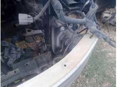 Recambio de refuerzo paragolpes delantero para toyota corolla verso (r1) 2.2 turbodiesel cat referencia OEM IAM    2