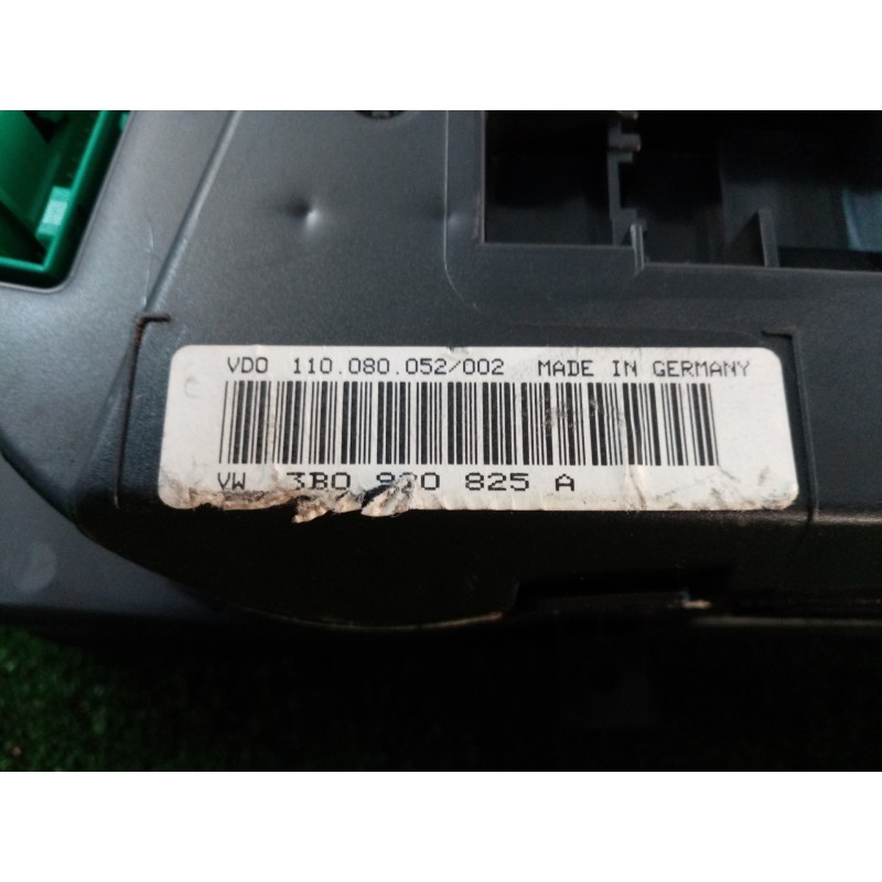 Recambio de cuadro instrumentos para volkswagen passat berlina (3b3) 1.9 tdi referencia OEM IAM 110080052002-3B0920825A VDO 