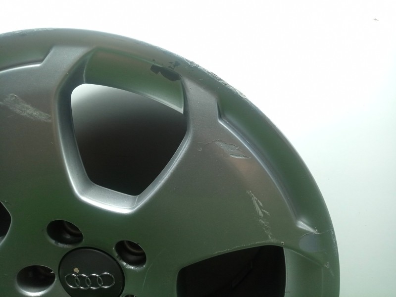 Recambio de llanta para audi a3 (8p) 1.9 tdi referencia OEM IAM 8P0601025C 17´´PULGADAS LLANTAS - LLANTA