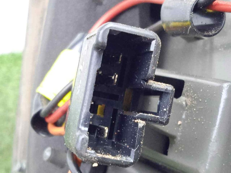 Recambio de piloto trasero derecho interior para hyundai sonata (nf) 2.0 crdi cat referencia OEM IAM SINREFERENCIA  