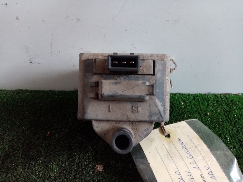 Recambio de bobina encendido para volkswagen polo (801/803) 1.3 referencia OEM IAM 867905104A  