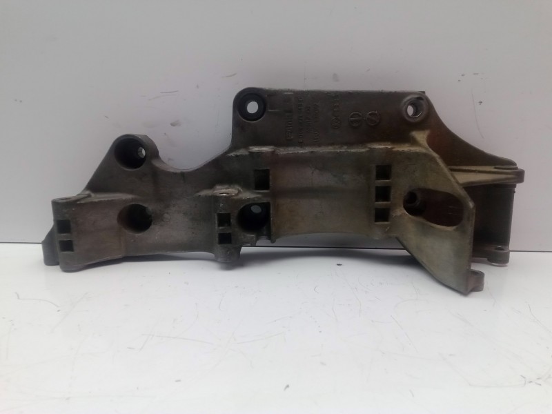 Recambio de soporte alternador para seat toledo (1m2) 1.9 tdi referencia OEM IAM 045903143C  
