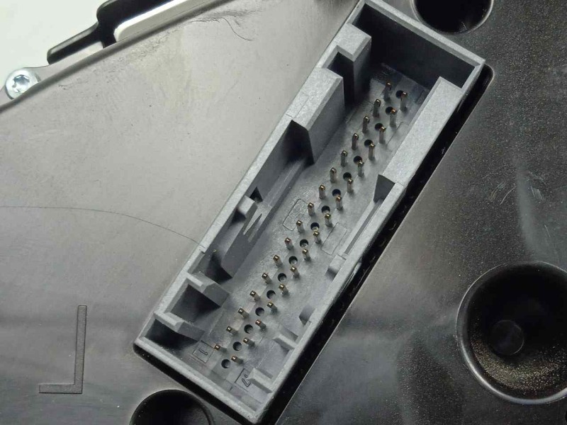 Recambio de cuadro instrumentos para opel mokka 1.7 16v cdti referencia OEM IAM 95386881-654663731  