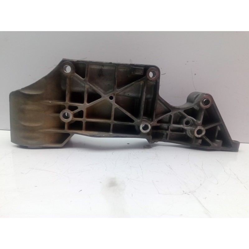 Recambio de soporte alternador para seat toledo (1m2) 1.9 tdi referencia OEM IAM 045903143C  