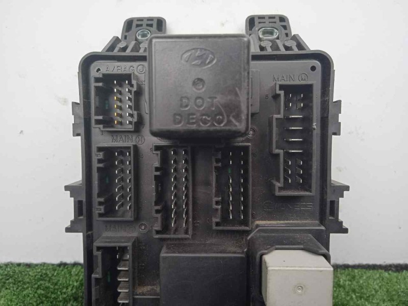 Recambio de caja reles / fusibles para kia rio 1.4 cat referencia OEM IAM 919501G0100A-KG8221552  