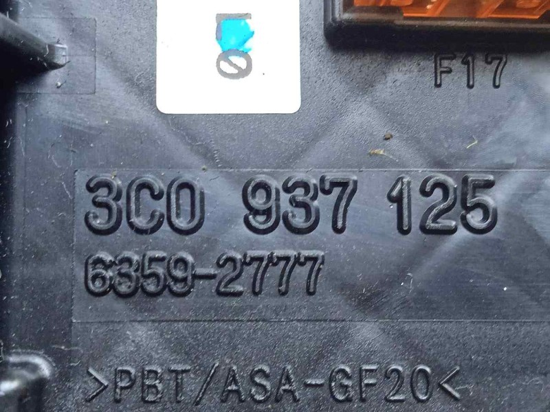 Recambio de caja reles / fusibles para volkswagen passat berlina (3c2) 2.0 tdi referencia OEM IAM 3C0937125-63592777-28505945  