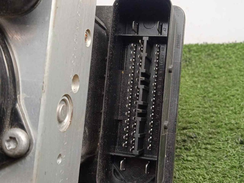 Recambio de abs para ssangyong kyron 2.0 referencia OEM IAM 06210951183-000401962D3-4894009600-06210208674 ATE 