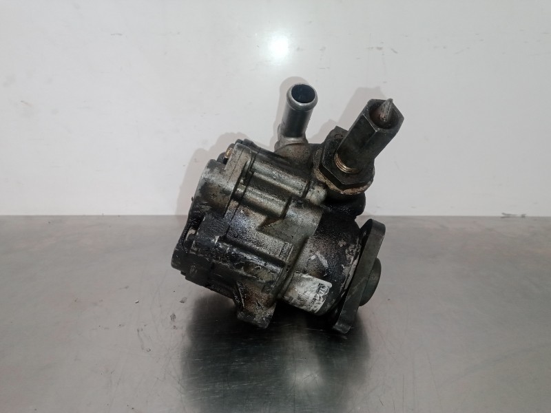 Recambio de bomba direccion para alfa romeo 146 1.6 16v cat referencia OEM IAM 60665522  