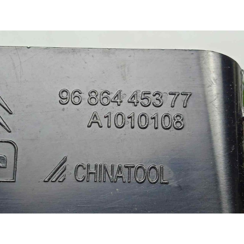 Recambio de aireador delantero derecho para peugeot 508 2.0 16v hdi fap referencia OEM IAM 9686445377-8265QK  