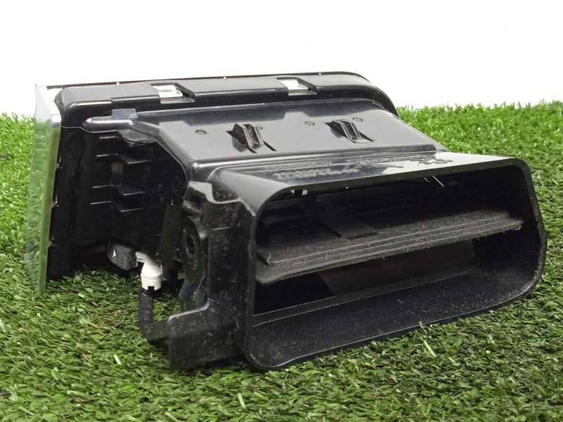 Recambio de aireador delantero derecho para peugeot 508 2.0 16v hdi fap referencia OEM IAM 9686445377-8265QK  