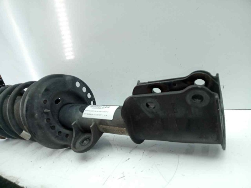Recambio de amortiguador delantero derecho para jeep renegade 1.0 t-gdi cat referencia OEM IAM 00521138890  