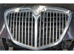 Recambio de rejilla delantera para lancia thesis (115) 2.4 jtd cat referencia OEM IAM   