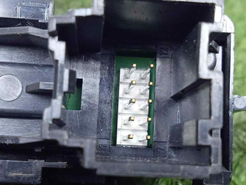 Recambio de warning para opel mokka 1.7 16v cdti referencia OEM IAM 95016183  