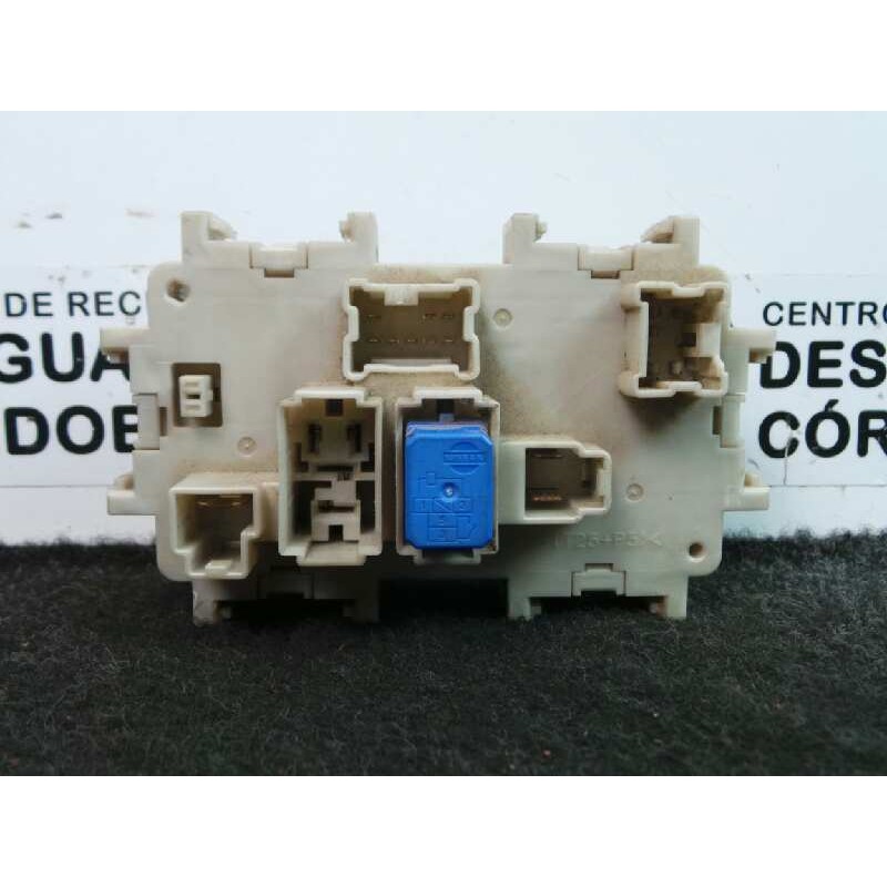 Recambio de caja reles / fusibles para nissan pathfinder (r51) 2.5 dci diesel cat referencia OEM IAM 2677EA00A  